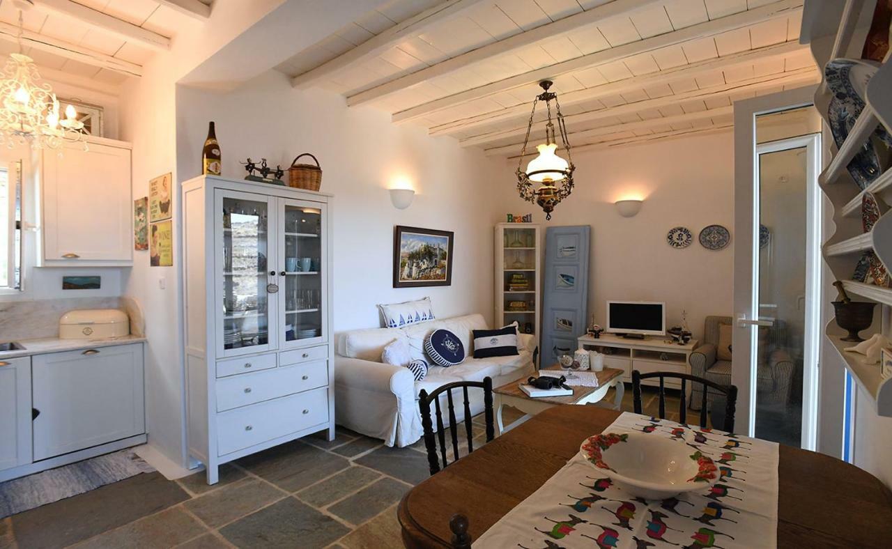 Tinos Traditional Sea Side Villa Agios Romanos