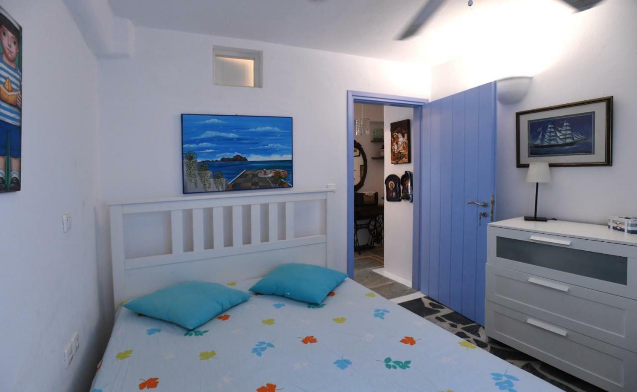 Villa Tinos Traditional Sea Side